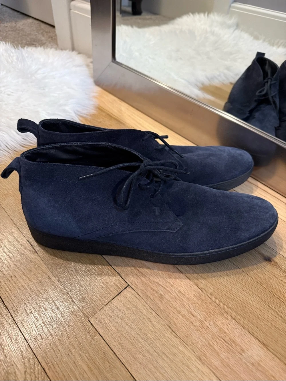 Tod's Navy Suede Chukka Boots
